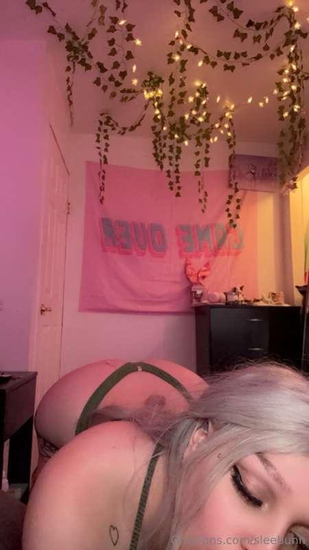 ## ***Your favorite OF GF is back to help you unwind after a..