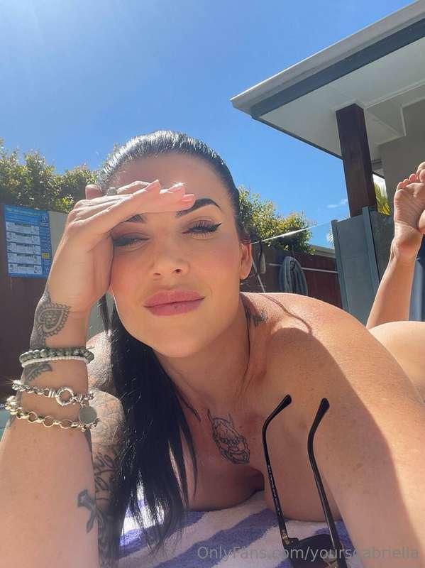 **Hot next door milf made her page FREE** 🤯👇
https://onlyfan..