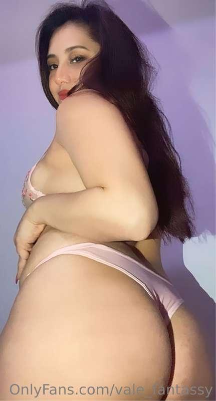 pinky💕 me cuentas tu fantasia para hacer videitos ricos?😈