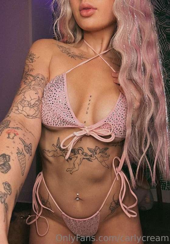 Rise and Shine Daddy😏 I’m going ***LIVE*** @6PM EST // @3PM ..