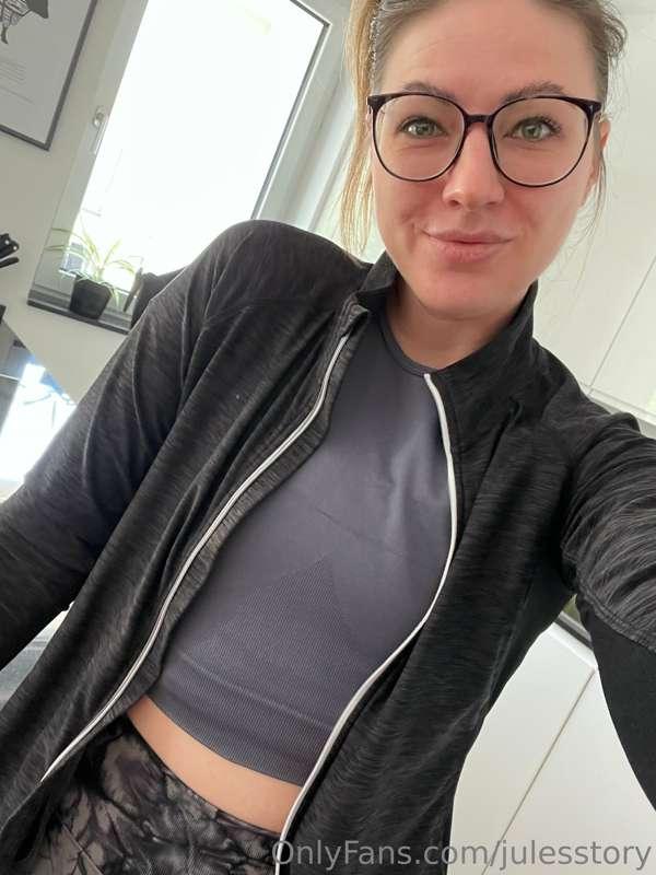 Der Feierabend leutet 🥰 ich freue mich schon auf Dich 😘