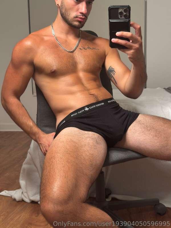 Tip me $5 if you wanna sit on my dick 