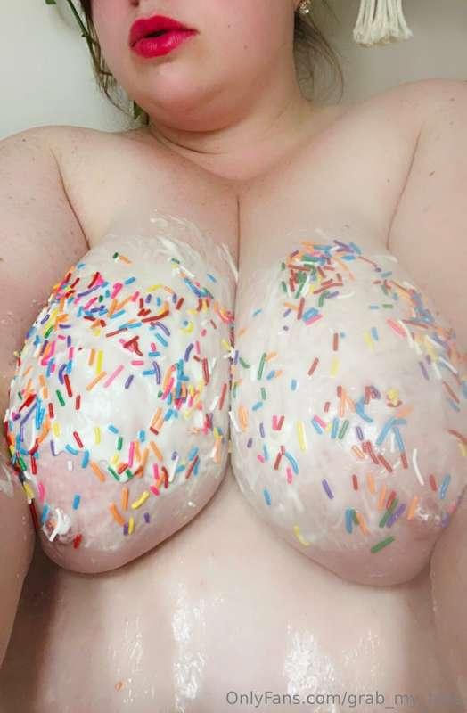 Today is my birthday! 🎂 I do have plans to get frosted with ..
