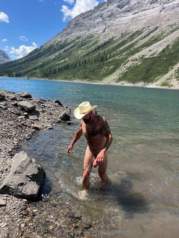 buck_james8 image #0