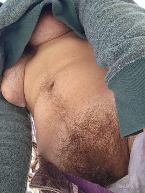 Fuzzy tummy 🥰