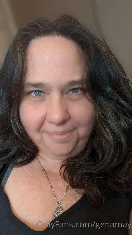 Happy FriYAY! Y'all.