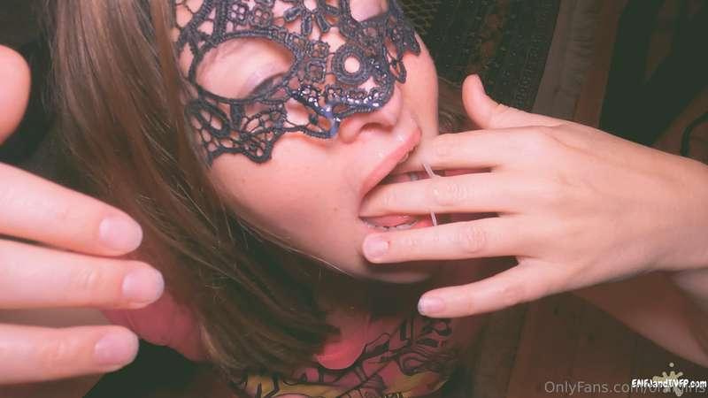Are you looking for a cute looking Blonde, blowjob and cumsl..