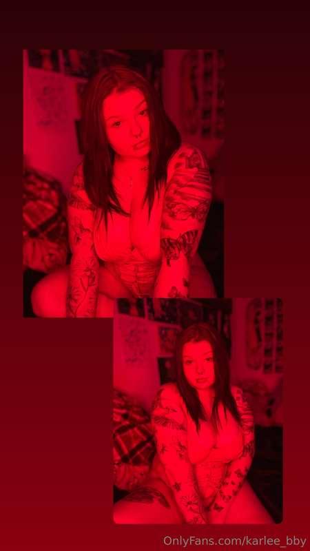 Something about red lights that make my clit throb and pussy..