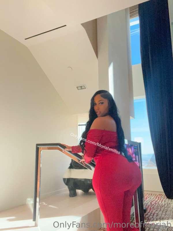 Don't be shy, come closer 😈