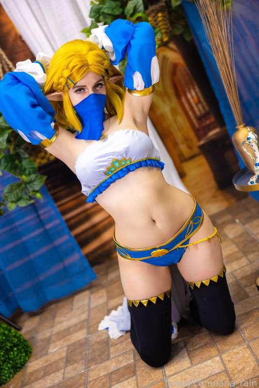 "I'm ready for your orders, any thing to serve you my King"

#Zelda #BotW #TotK #TheLegendofZelda #Cosplay #Cosplayer #Lewd #Panties #Ass