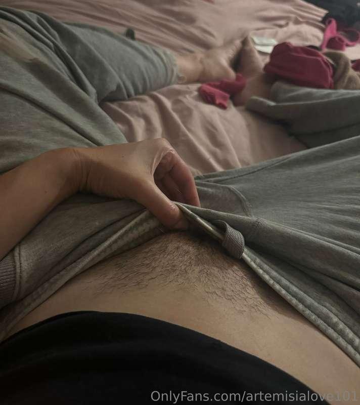 He likes it hairy 🫣