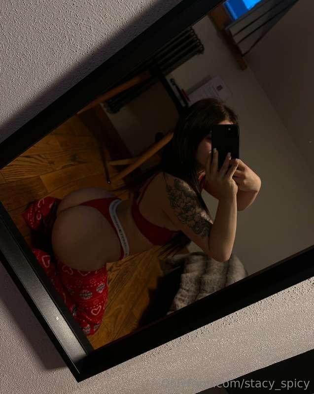 👀 How this morning going for you? Already hard? 😏 🍆