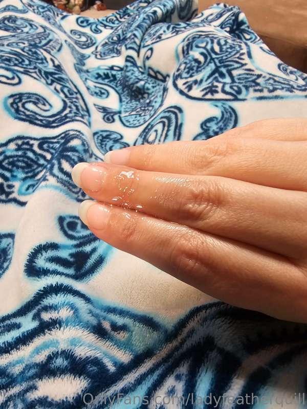 ladyfeatherquill image #4