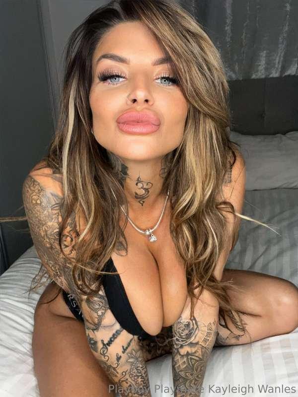 Happy Sunday baby