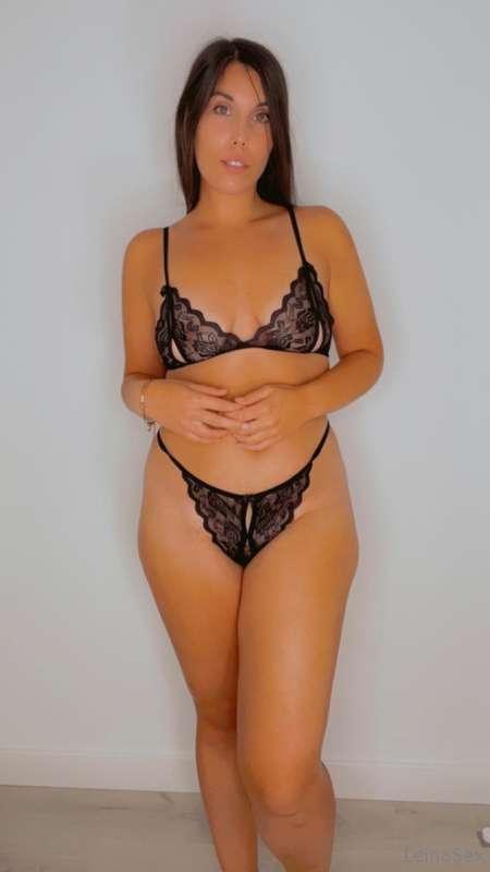 leinasexy image #0