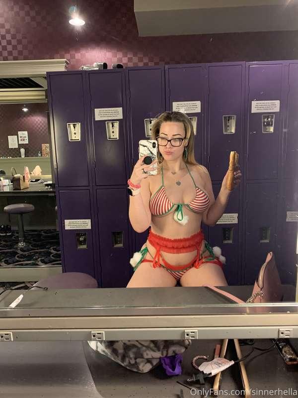 sinnerhella image #1