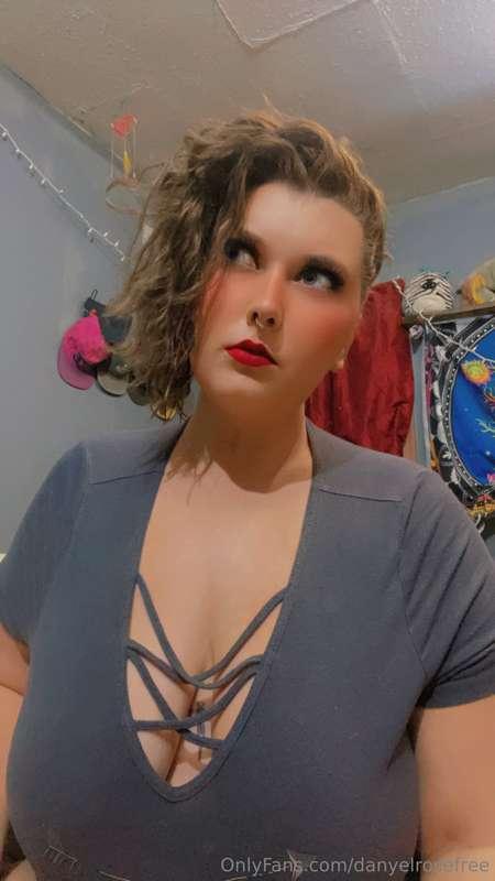 I can't stop thinking about your cock🍆👅