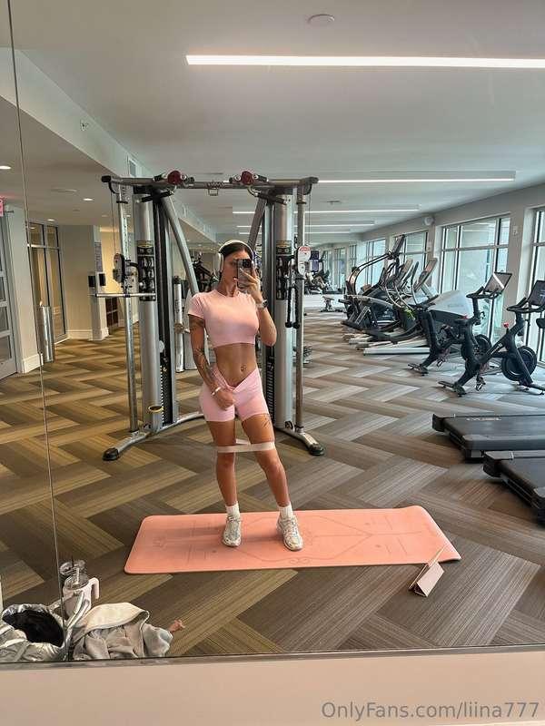 Should I do more naughty gym content?