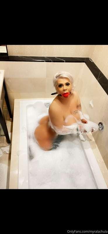 Bañate con migo de todas como quieras