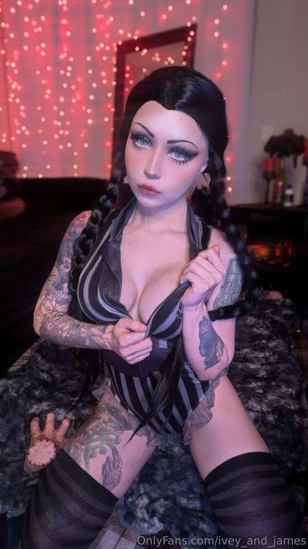 Wednesday Addams Cosplay   Flashing my big tits and showing ..