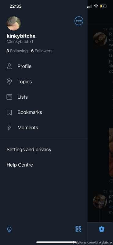 Guy please follow me on twitter🥰