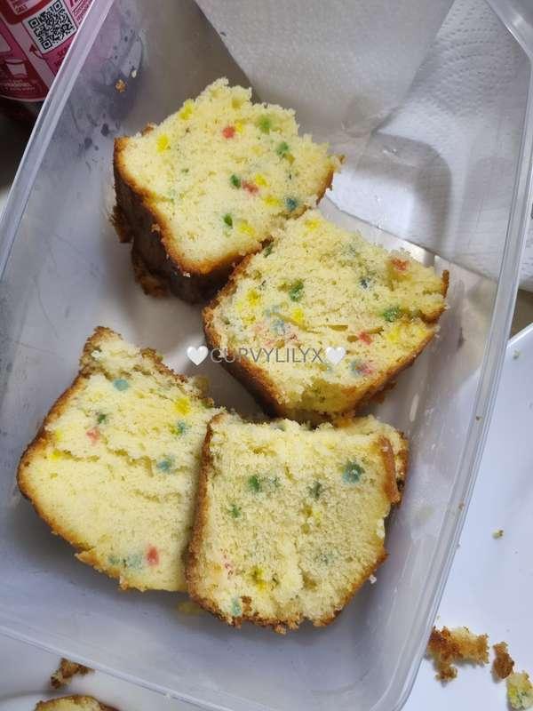 Made some cake do you want it or should I put it all over my..