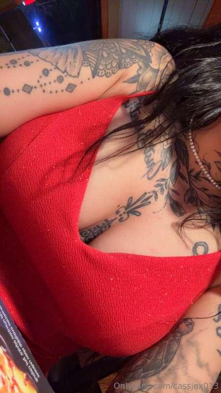 Do my boobs look good in this dress 🥵❤️🎈