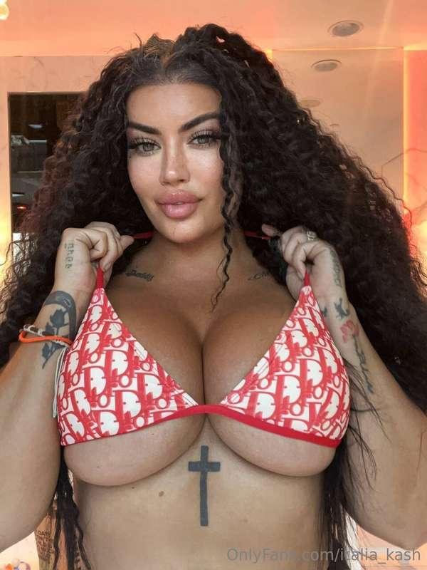 My bikini can’t hold these anymore 😈