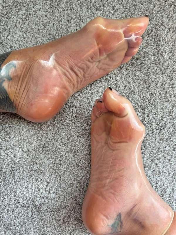 CONDOM SOCKS FETISH 