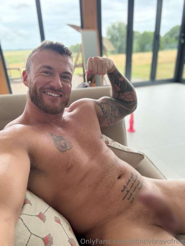 Livestream Tonight at 9pm‼️No limits. No clothes. Just me - ..