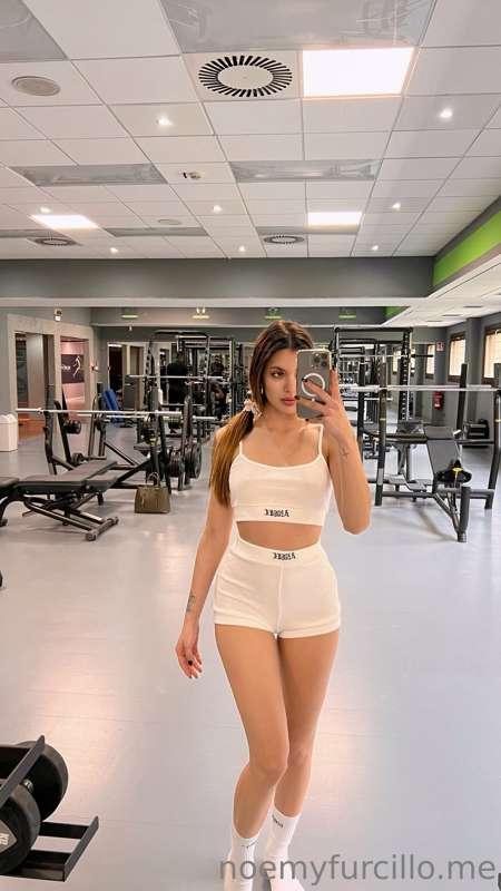 Total white come un vero angioletto 🙊