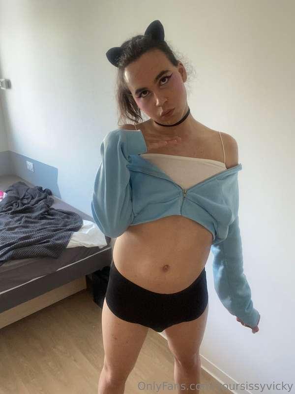 yoursissyvicky image #4