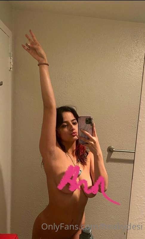 DM me if you want to TITTY FUCK me 🥜💦