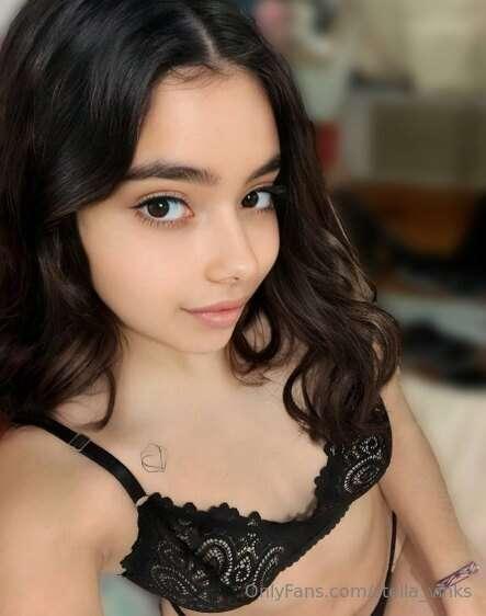 😇@ailusweet 18 YO CUTIE😍 GIRL OF YOUR DREAM❤️ 
 SLIP YOUR TO..