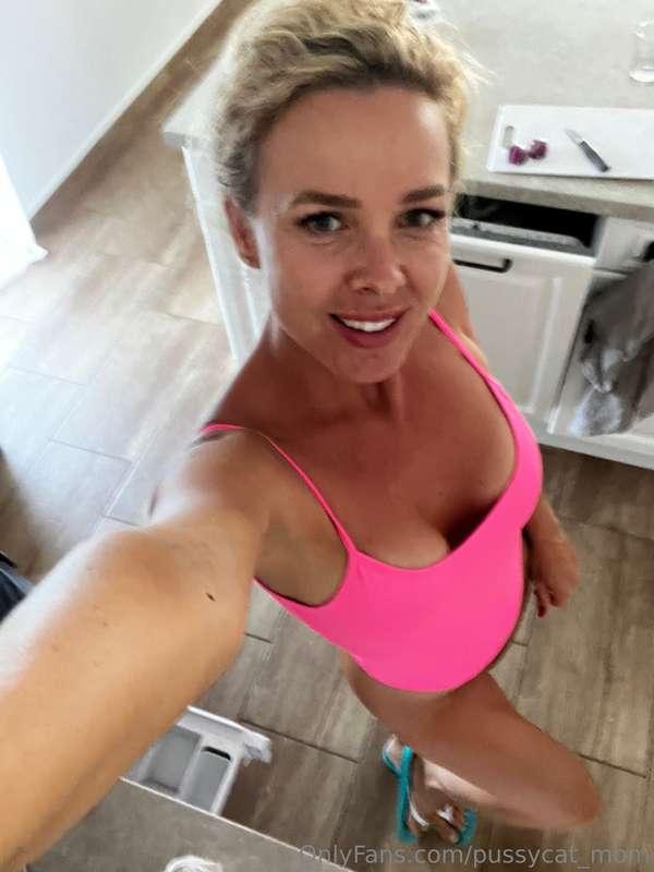 Housewife in progress😁