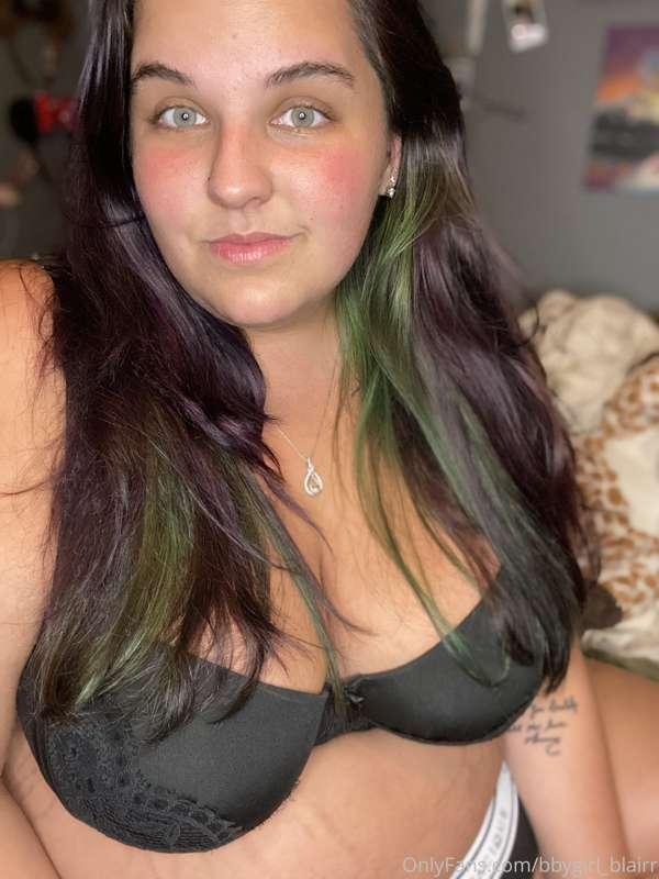 I look like a mess, but you’d still fuck me.