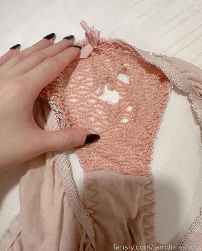 Noooo my fav pantsu 🥲🥹 