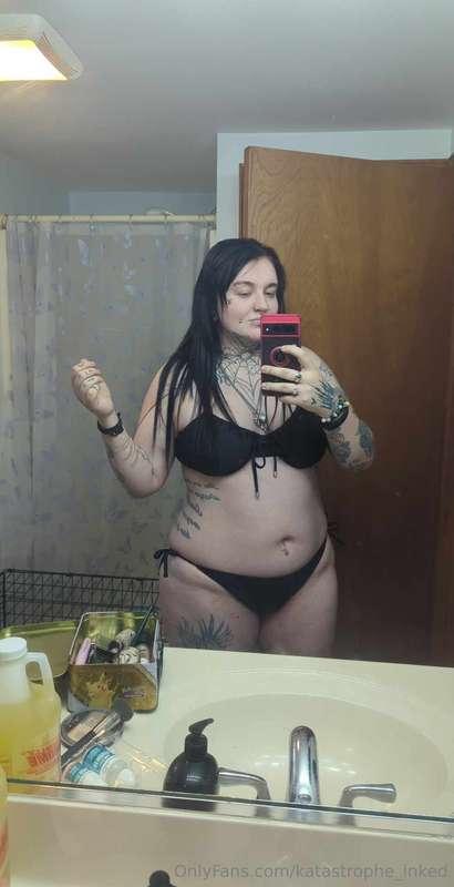 Showing that bump a bit 🩷