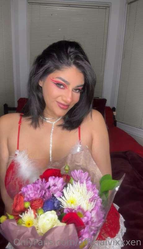 Happy Valentine's Day 💕💕

You might one to check your DMs, c..