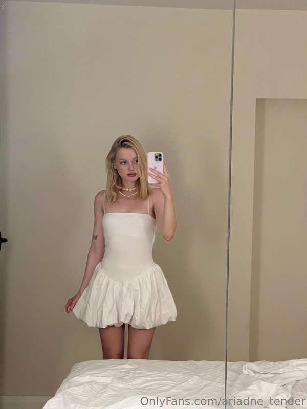 Would YOU like something in a similar dress if so what exact..