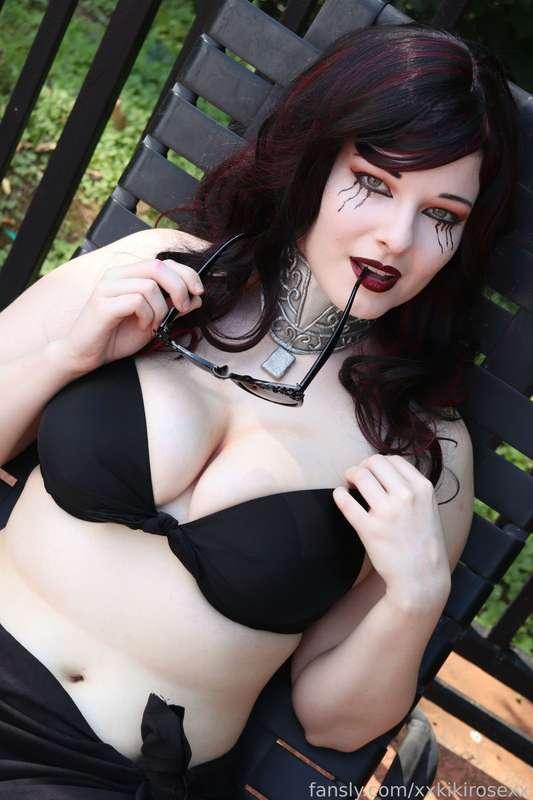 DM