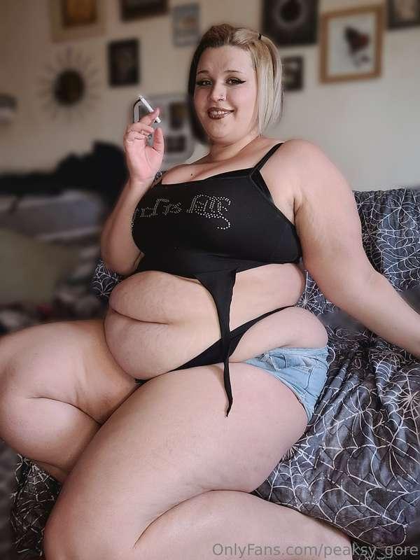 You missed me?😋 I hope you like my big fatty curvy body🩷