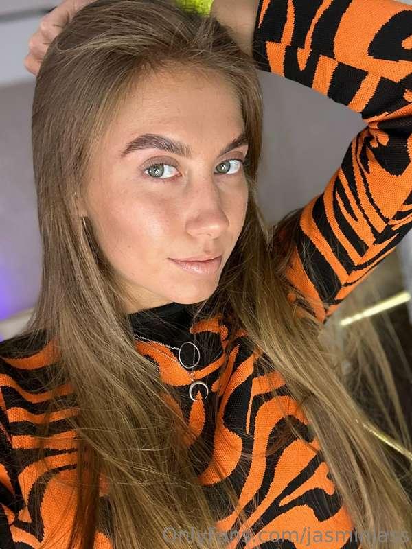 Good morning 🐅🔥Any plans on Friday and weekend?😈