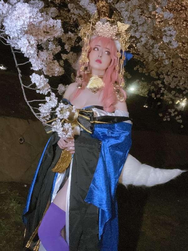 Tamamo 3rd ascension ver in cherry blossom at night