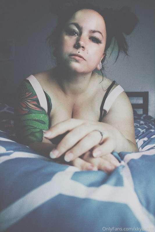 Come to bed