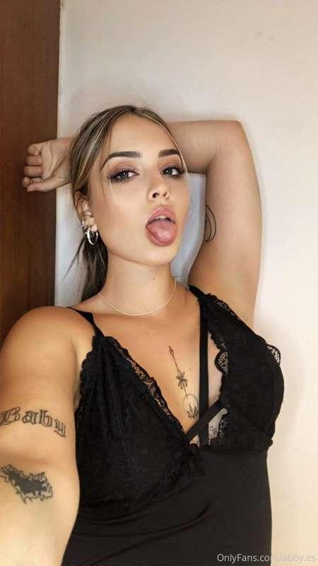 Want to know what I can do with my tongue? Then write me🙄💋😉😜