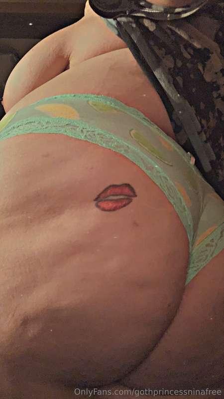 I jus dropped my sub price over on @gothprincessnina Don’t m..