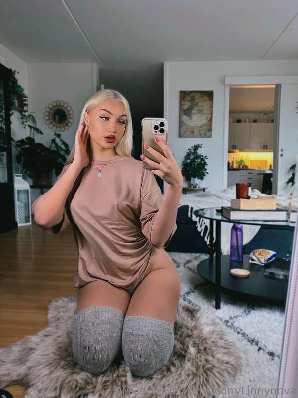 Wanna watch a movie and cuddle? 💜100 likes and I’ll post a m..