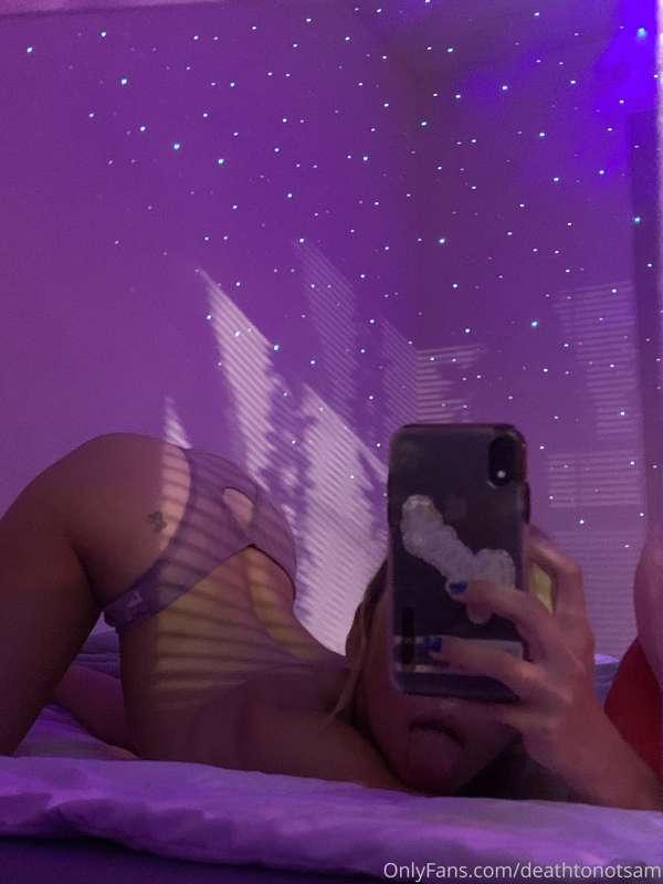 cannot sleeep for some reason so I thought I’d say hey :’)
