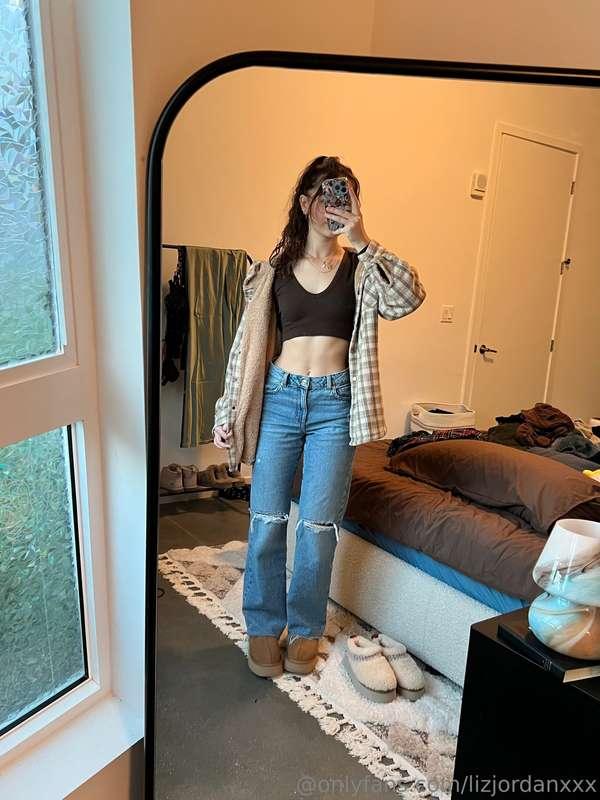 Fit check 💗 going to brunch with my gfs 😙